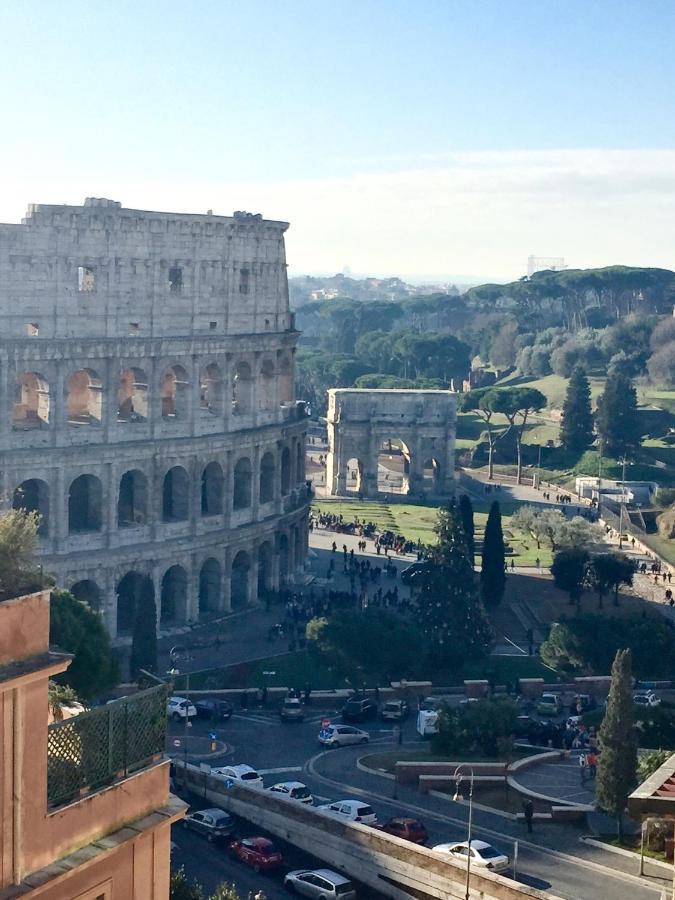 Superattico Sul Colosseo โรม ภายนอก รูปภาพ